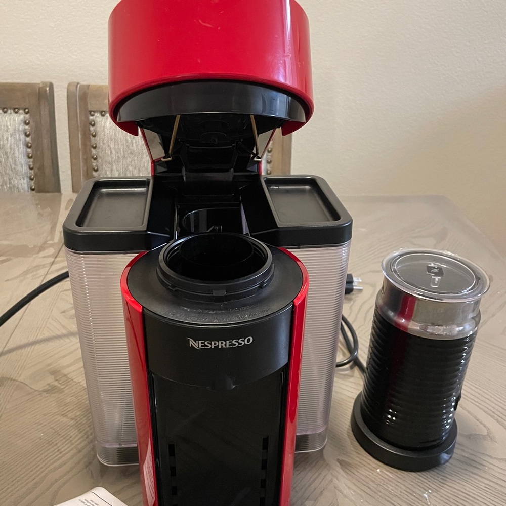 Nespresso Machine - Picture 2 of 3